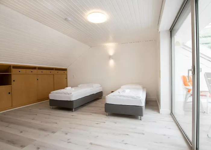 公寓 Tolstov House - Freistehendes 9 Haus Mit Grossem Garten 普尔海姆