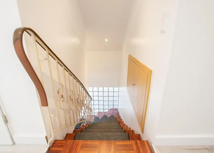 公寓 Tolstov House - Freistehendes 9 Haus Mit Grossem Garten 普尔海姆