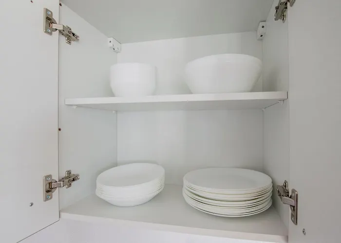 Tolstov House - Freistehendes 9 Haus Mit Grossem Garten 公寓