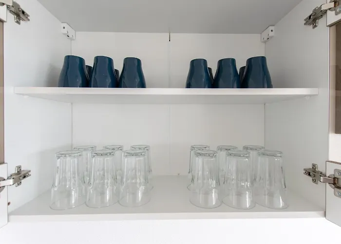 Tolstov House - Freistehendes 9 Haus Mit Grossem Garten *